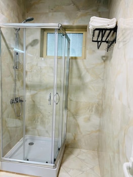 town plaza hotel apartments