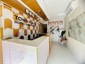 town plaza hotel apartments