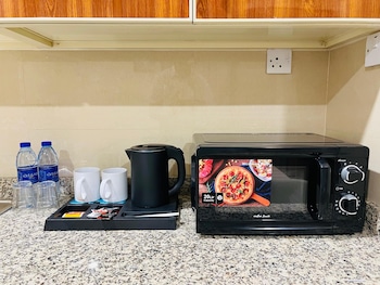 town plaza hotel apartments