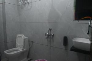 Hotel Khatushyamji,,3 star