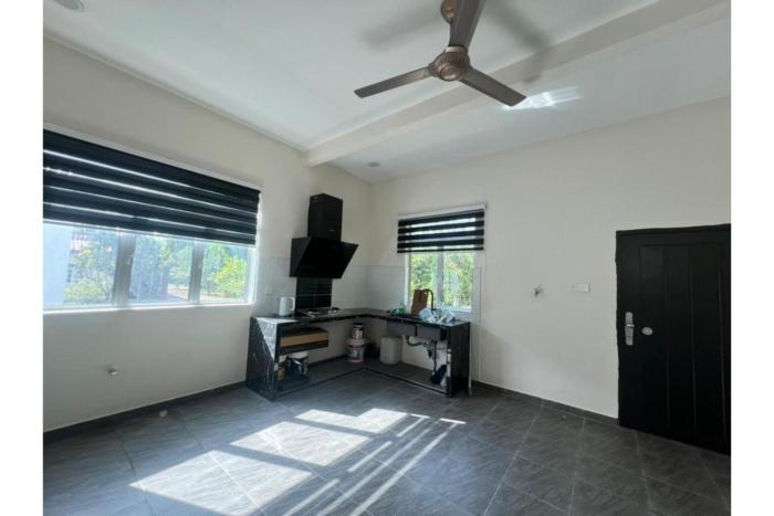 capital o 91227 chalet dbendang mak teh