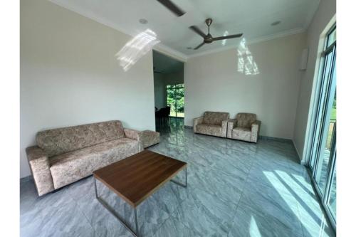 capital o 91227 chalet dbendang mak teh