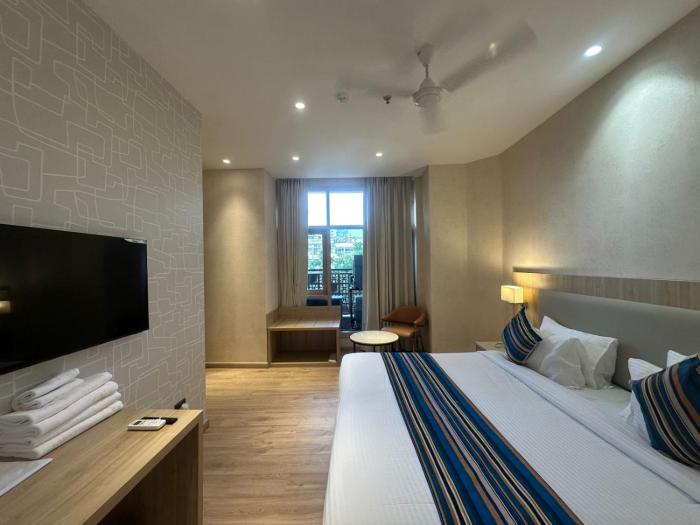 hotel bluestone prime nehru place by the cosy hotels