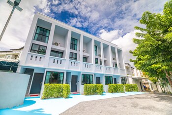 phuket leisure time hotel