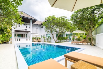 phuket leisure time hotel