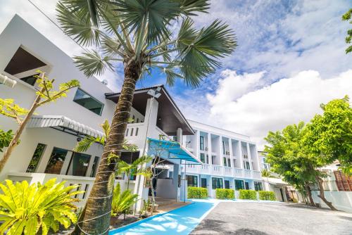 phuket leisure time hotel