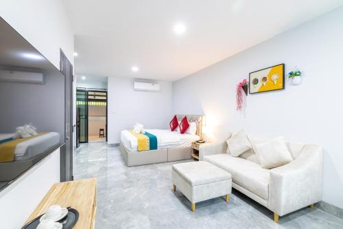 phuket leisure time hotel