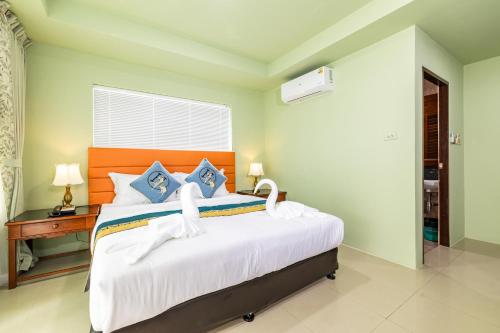 phuket leisure time hotel