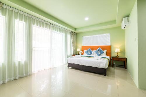 phuket leisure time hotel