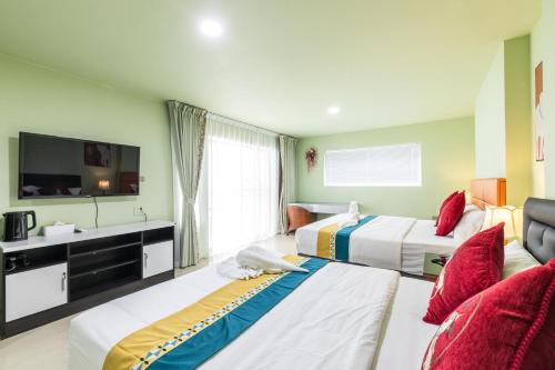 phuket leisure time hotel