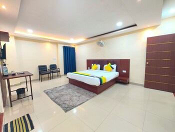 hotel kashi grand varanasi