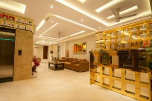 hotel urban luxury by jmd group