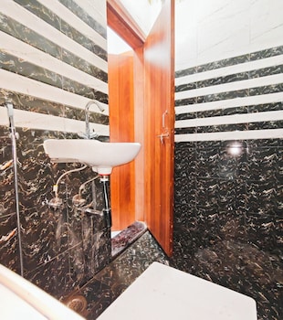 Hotel Royal Krishna,,2 star