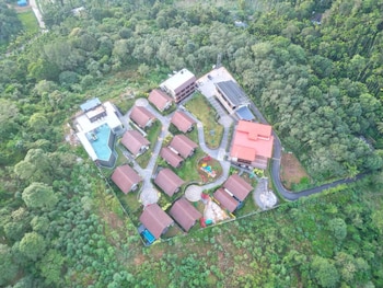 manjoora saddles resorts and spa