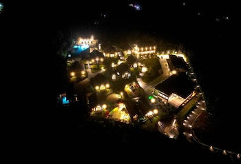 manjoora saddles resorts and spa