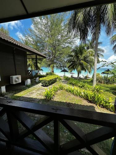 perhentian resort island pir bluestar
