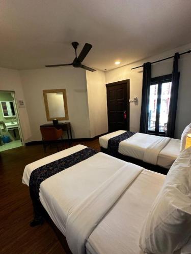 perhentian resort island pir bluestar