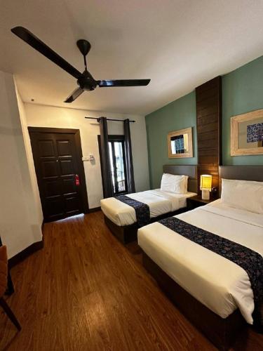 perhentian resort island pir bluestar