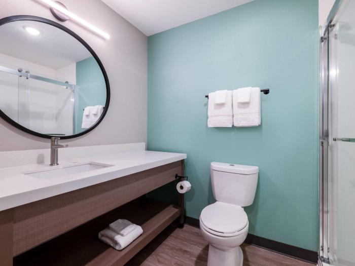 echo suites extended stay by wyndham springfield airport plz