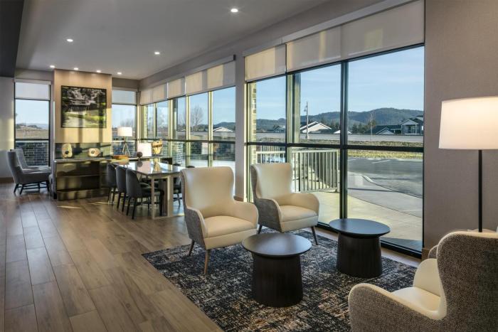 hyatt place post falls coeur dalene