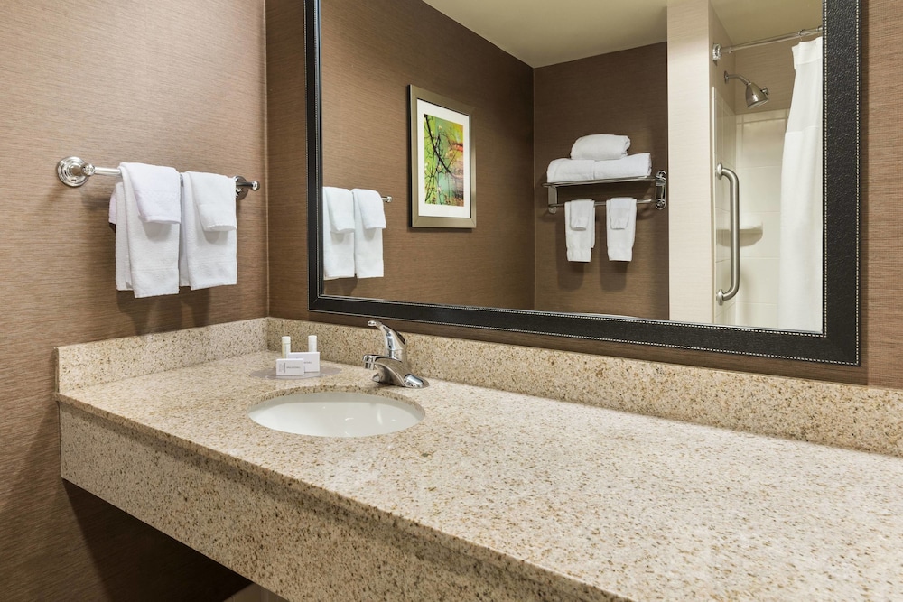 fairfield inn and suites by marriott springdale