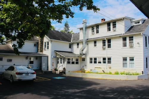 pocono ridge inn