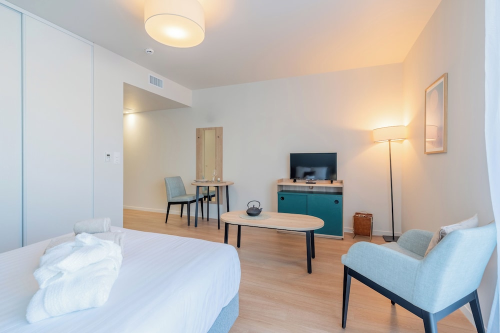 quality suites limoges