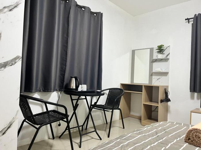 84 bar and guest house