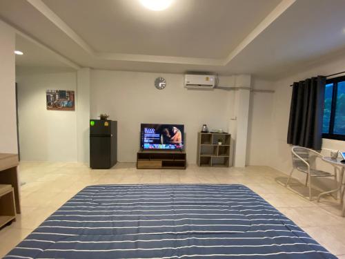 84 bar and guest house