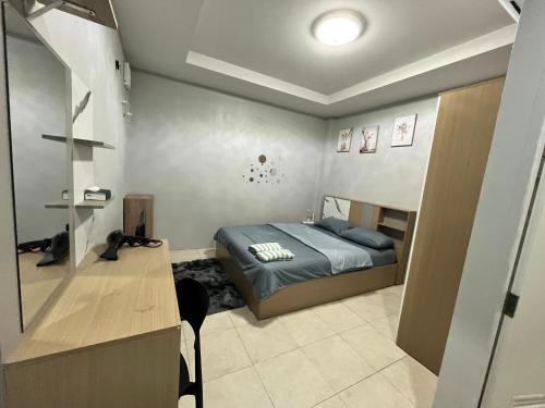 84 bar and guest house