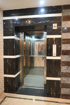 hotel aditya residency