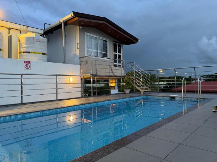 the sea by club travalet