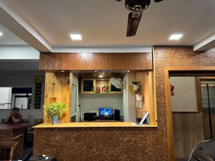 the sea by club travalet