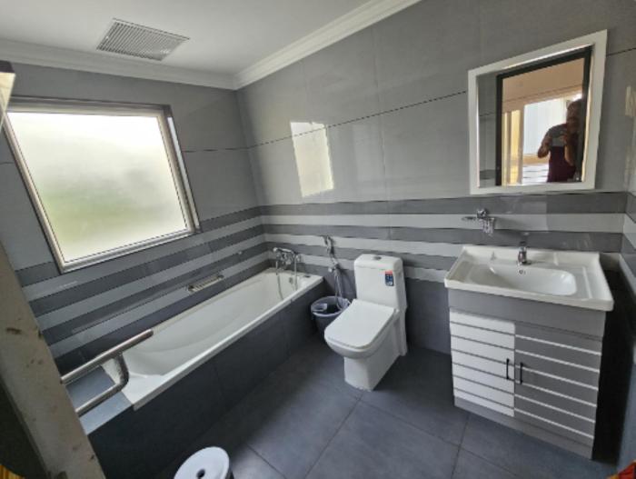 the sea by club travalet