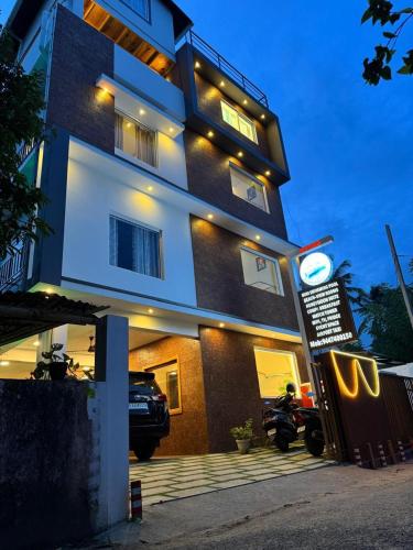 the sea by club travalet