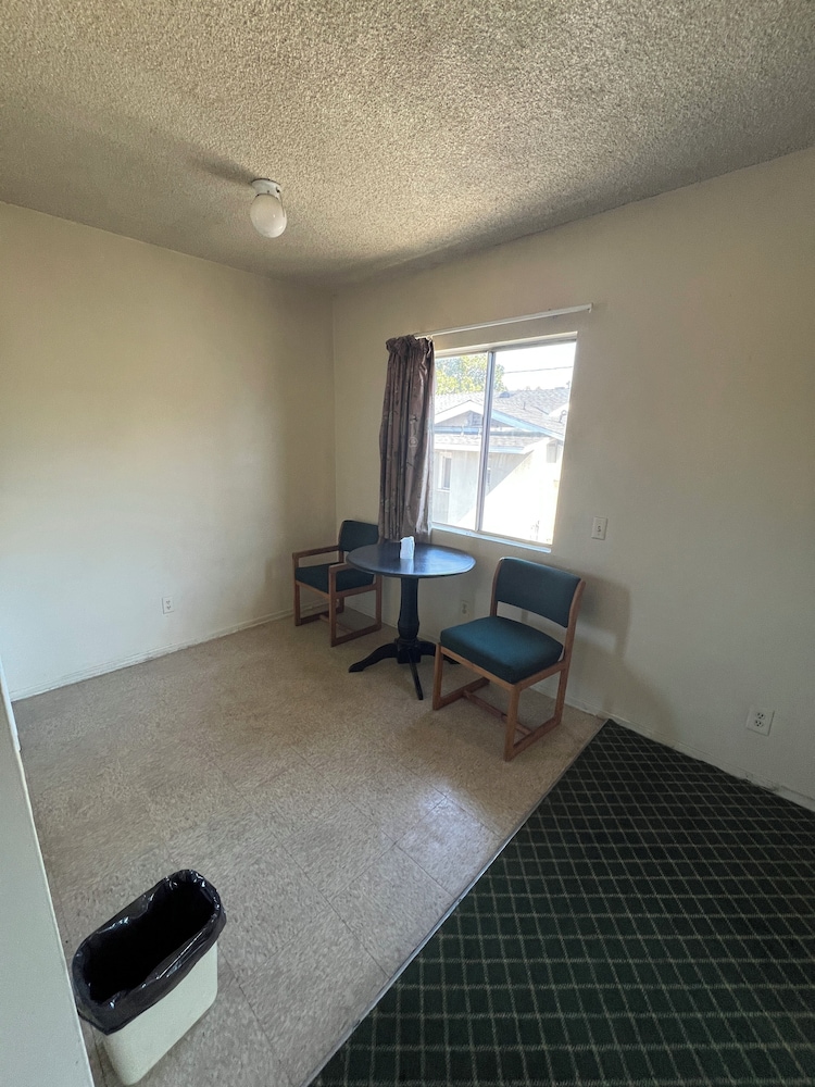 york motel