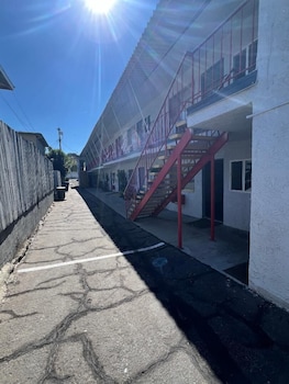 york motel