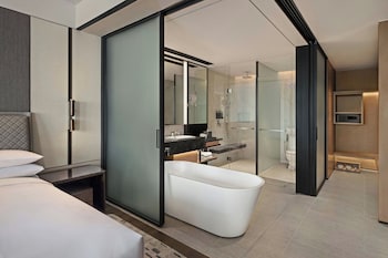 Sheraton Kota Kinabalu,,5 star