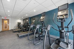 fairfield by marriott inn and suites mount pleasant wi