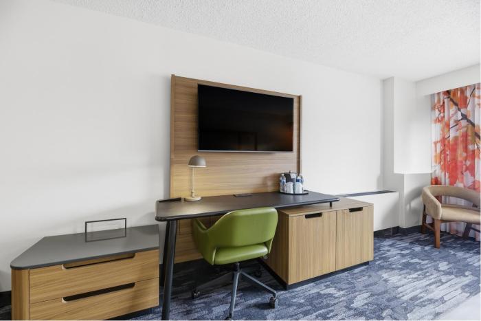fairfield by marriott inn and suites mount pleasant wi