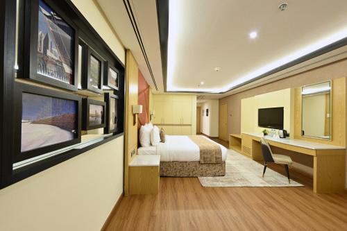 pavilion palace hotel