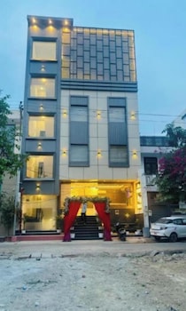 Hotel Au Villa,,3 star