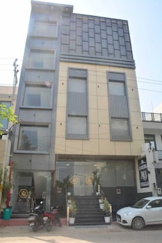 Hotel Au Villa,,3 star