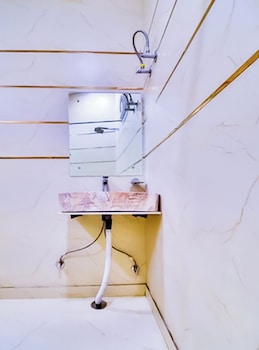 roomshala hotel sukoon