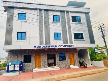 Murdeshwar Comforts,,2 star