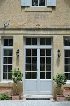 Chateau St Justin,,5 star