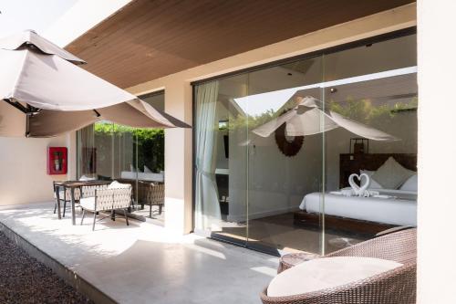 zaya beach club and resort