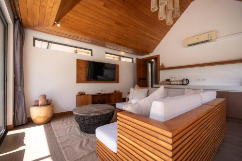 zaya beach club and resort