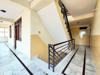 Hotel Shri Mate Guest House,,3 star