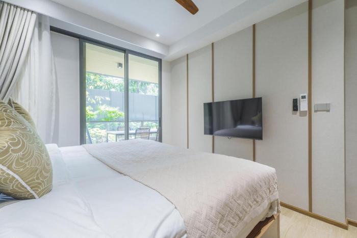 laguna beachfront 3br cozy condo